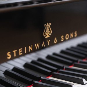 說一些您想知道的事：史坦威二手鋼琴入門指南