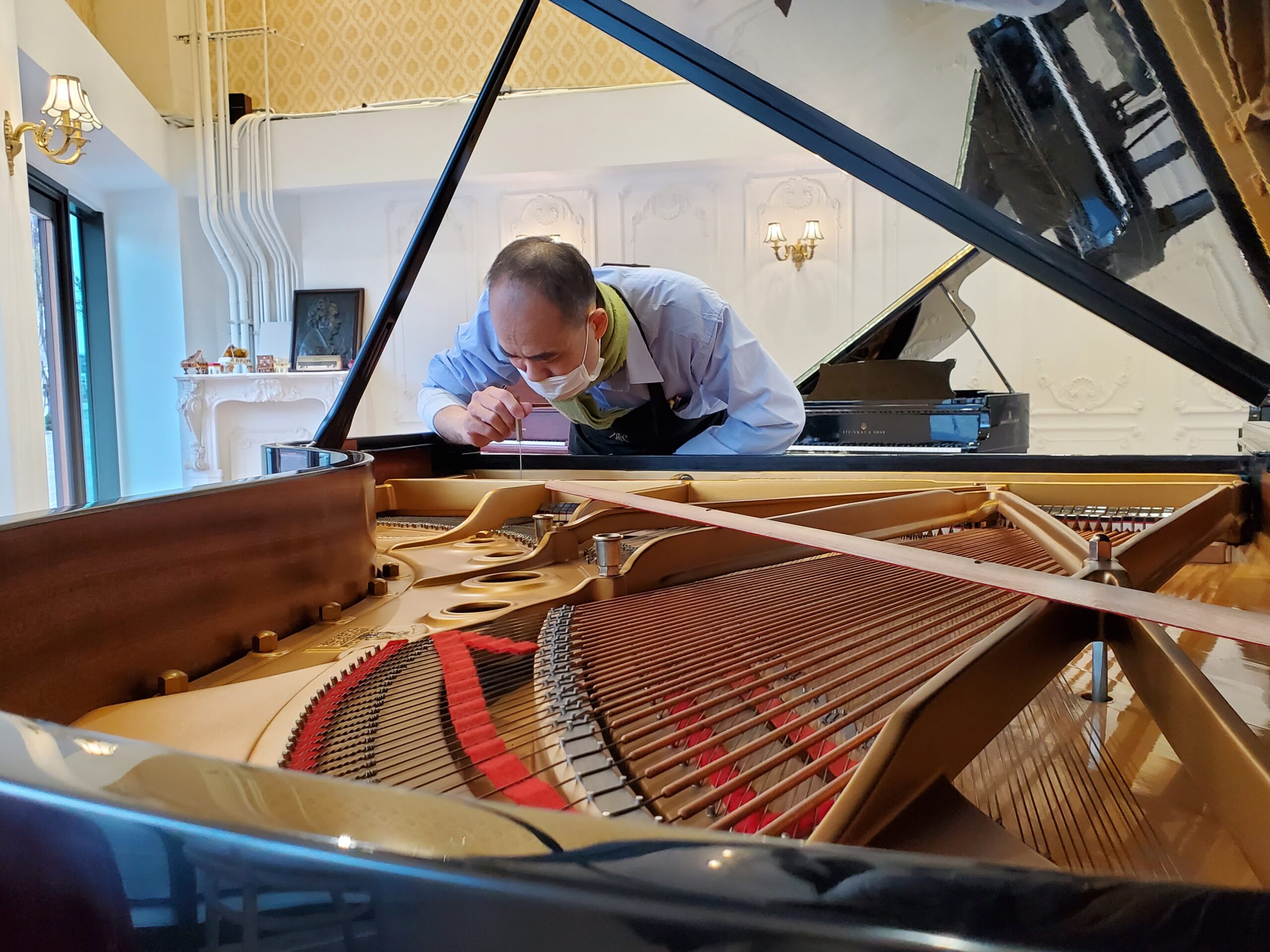 鋼琴才剛剛調音，為什麼感覺又跑掉了？鋼琴多久調音一次？｜D&D鋼琴知識