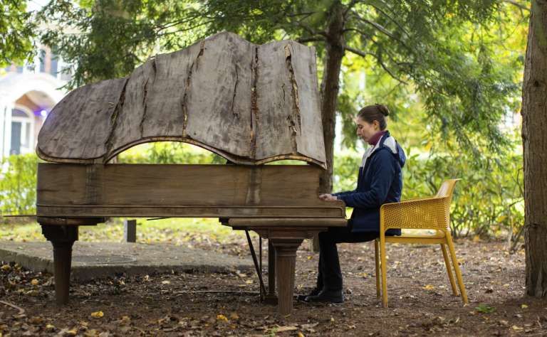 當鋼琴腐朽，能為世界留下什麼？