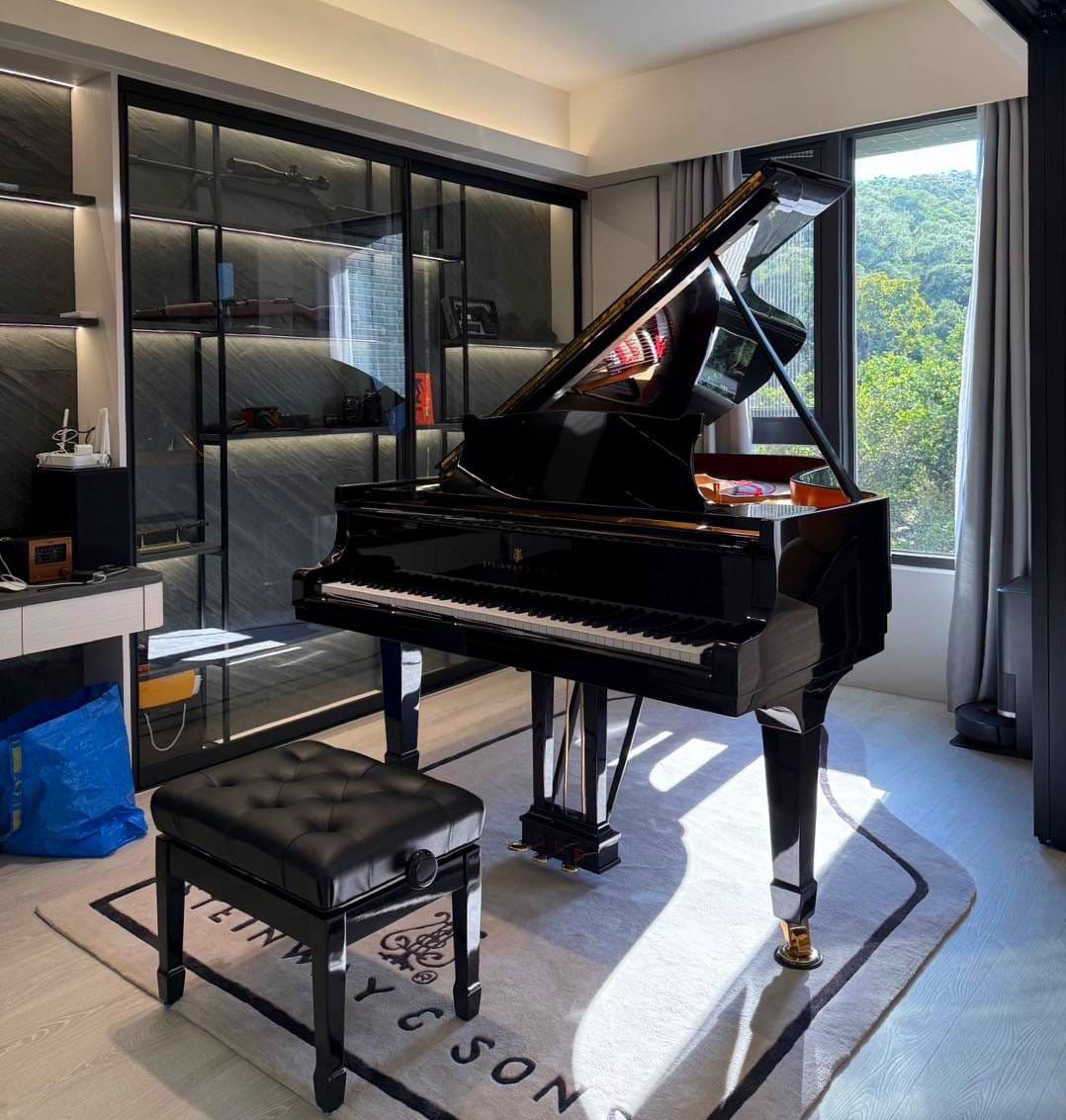 The Perfect Piano 史坦威B211入駐學府首席🌹