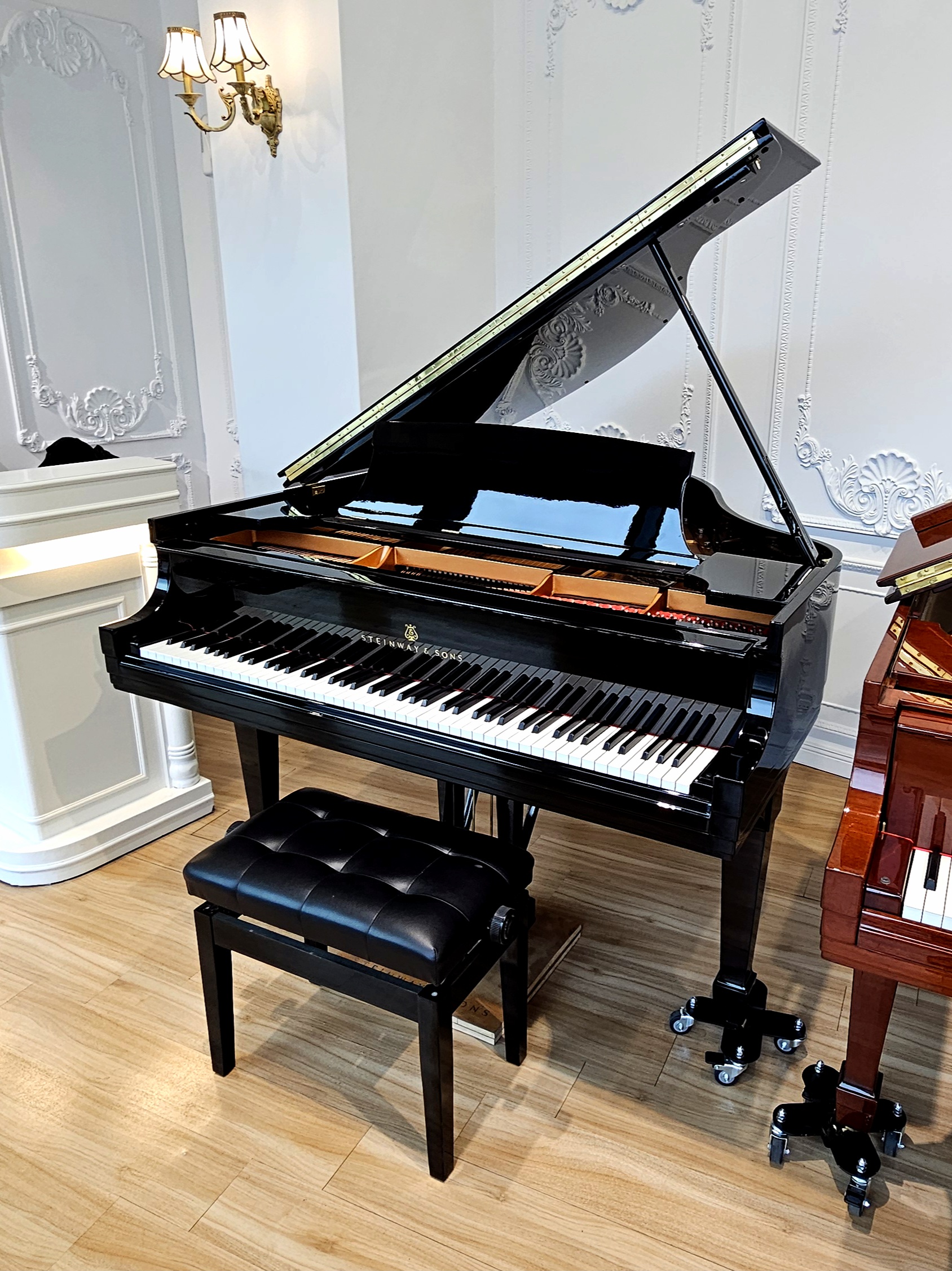 Steinway & sons / S155 / Baby grandモデル