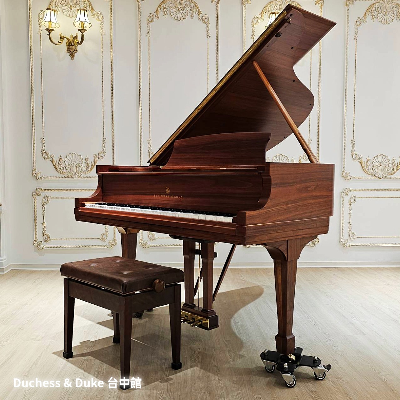 Steinway & Sons M170：原生木韻，靜謐時光